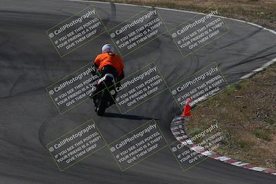 media/Apr-20-2025-AHRMA (Sun) [[393a79c373]]/Race/Group 1/Turn 4b/